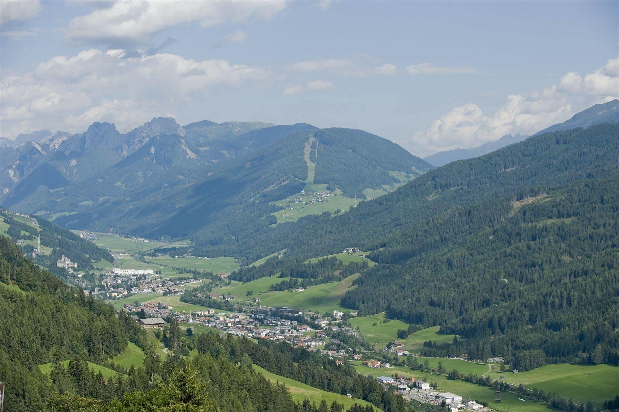 Alpenhotel Weitlanbrunn Sillian Esterno foto