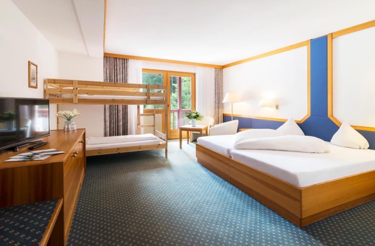 Alpenhotel Weitlanbrunn Sillian Esterno foto